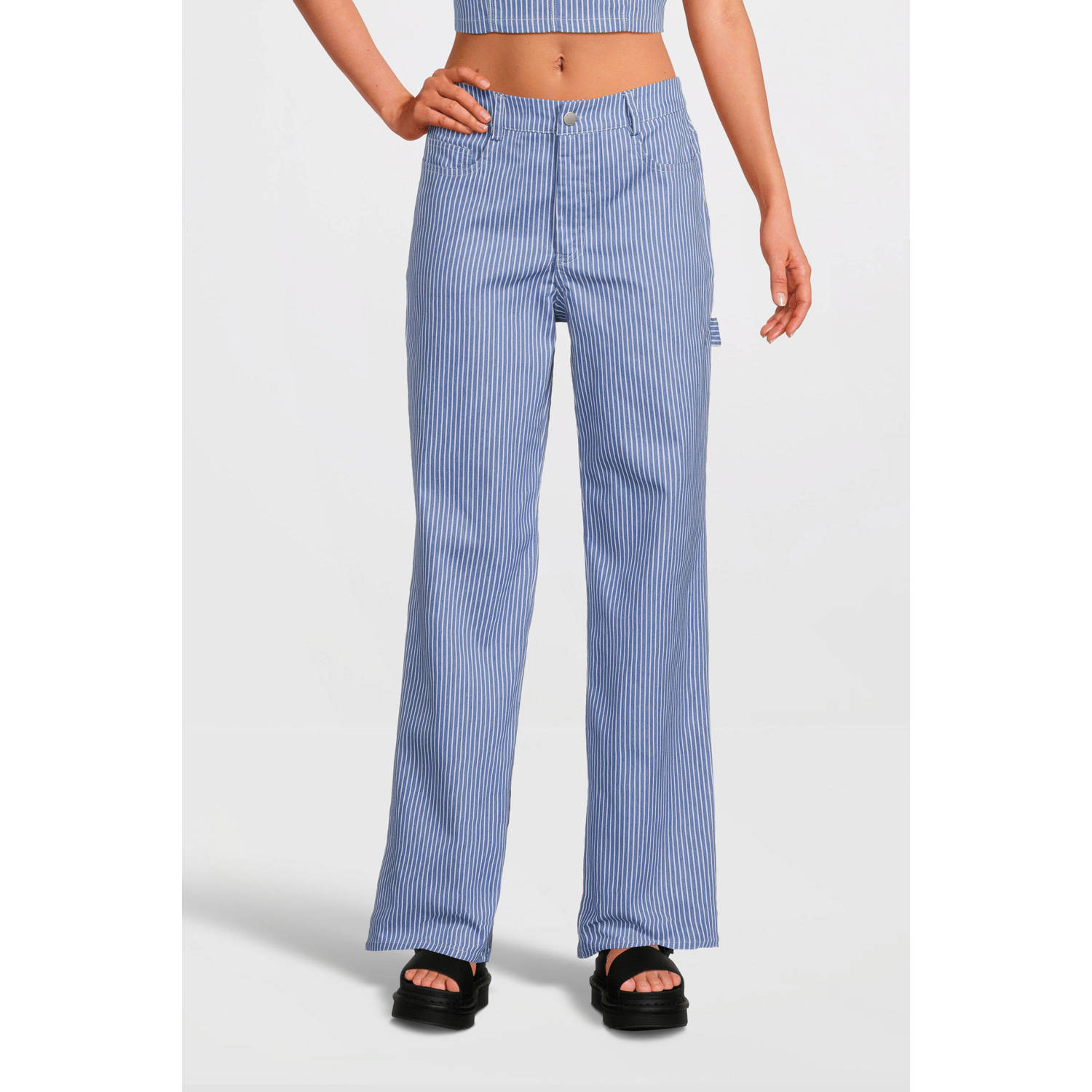 PIECES gestreepte high waist straight fit broek PCNOBEL lichtblauw wit
