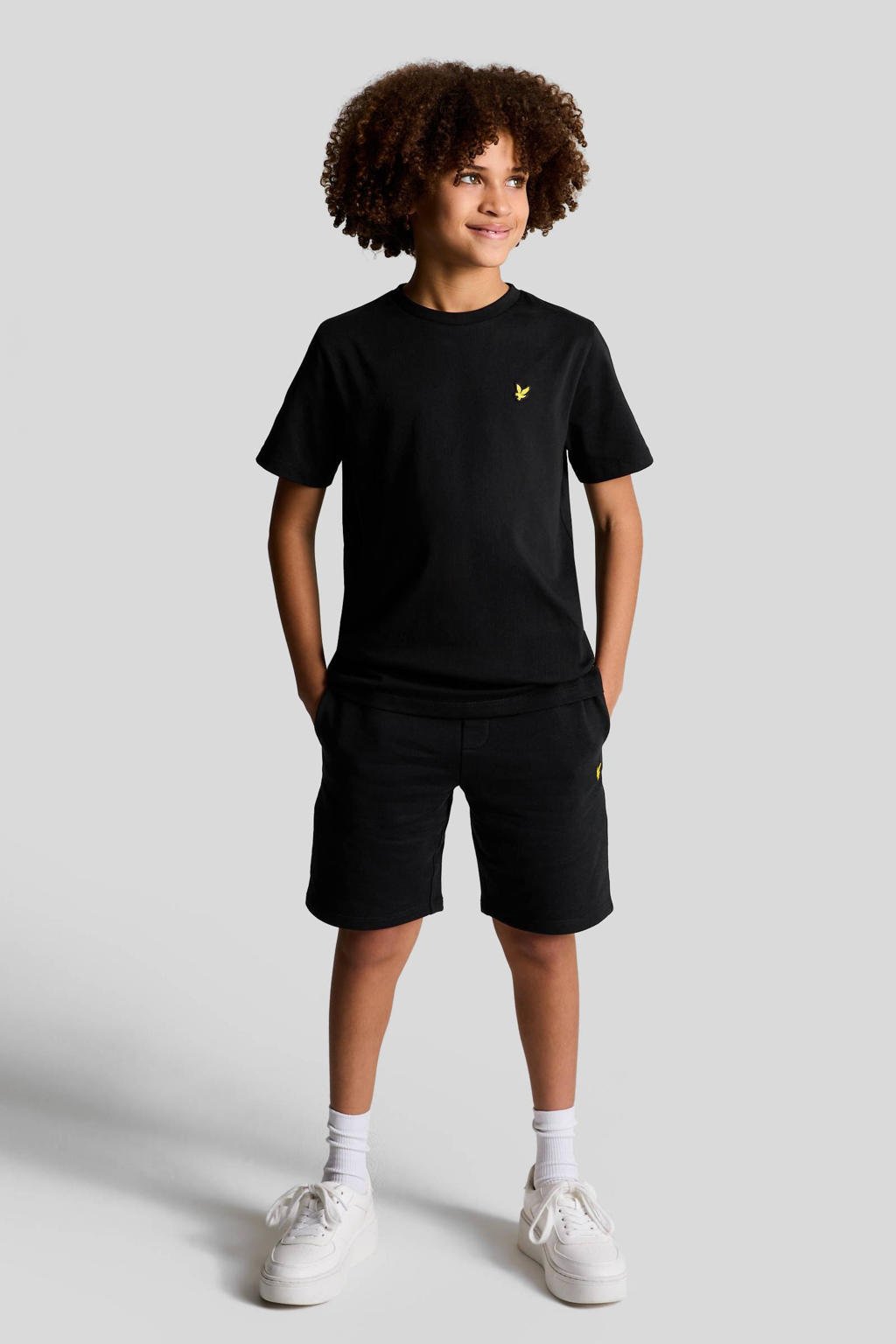 Zwarte jongens Lyle & Scott T-shirt van stretchkatoen met effen, korte mouwen en ronde hals