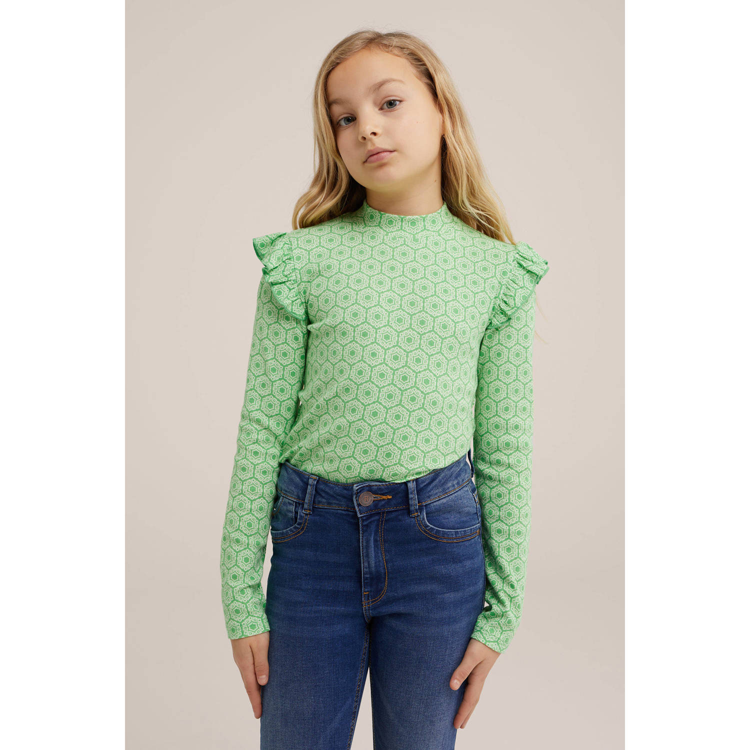 WE Fashion longsleeve met all over print en ruches groen