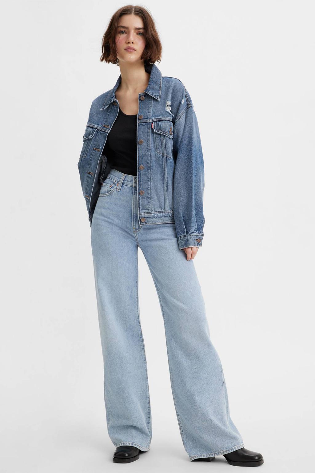 Light blue denim dames Levi's Ribcage high waist wide leg jeans van denim met rits- en knoopsluiting en effen