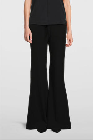 flared broek Victoria van travelstof zwart
