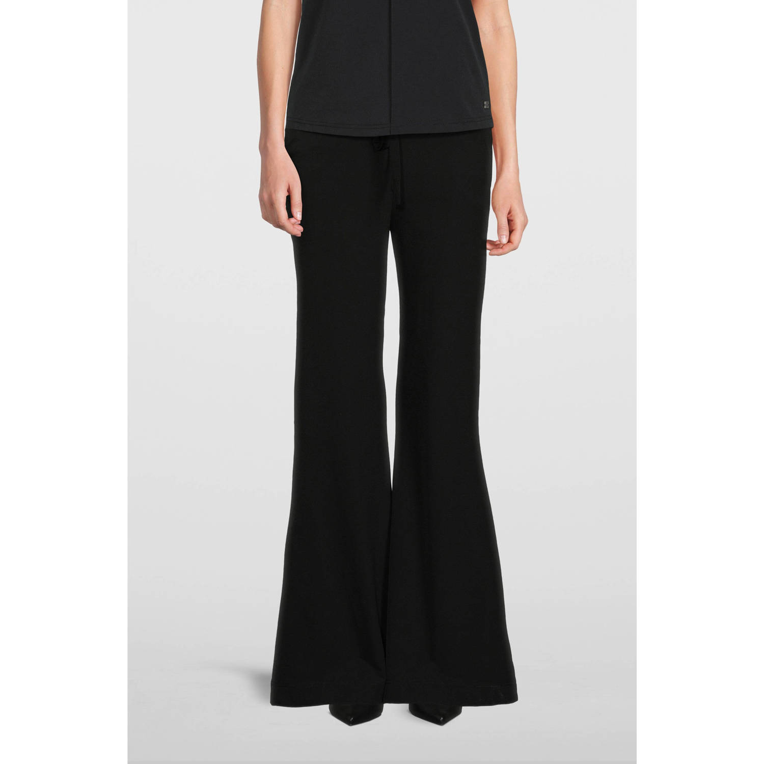 TQ-Amsterdam flared broek Victoria van travelstof zwart