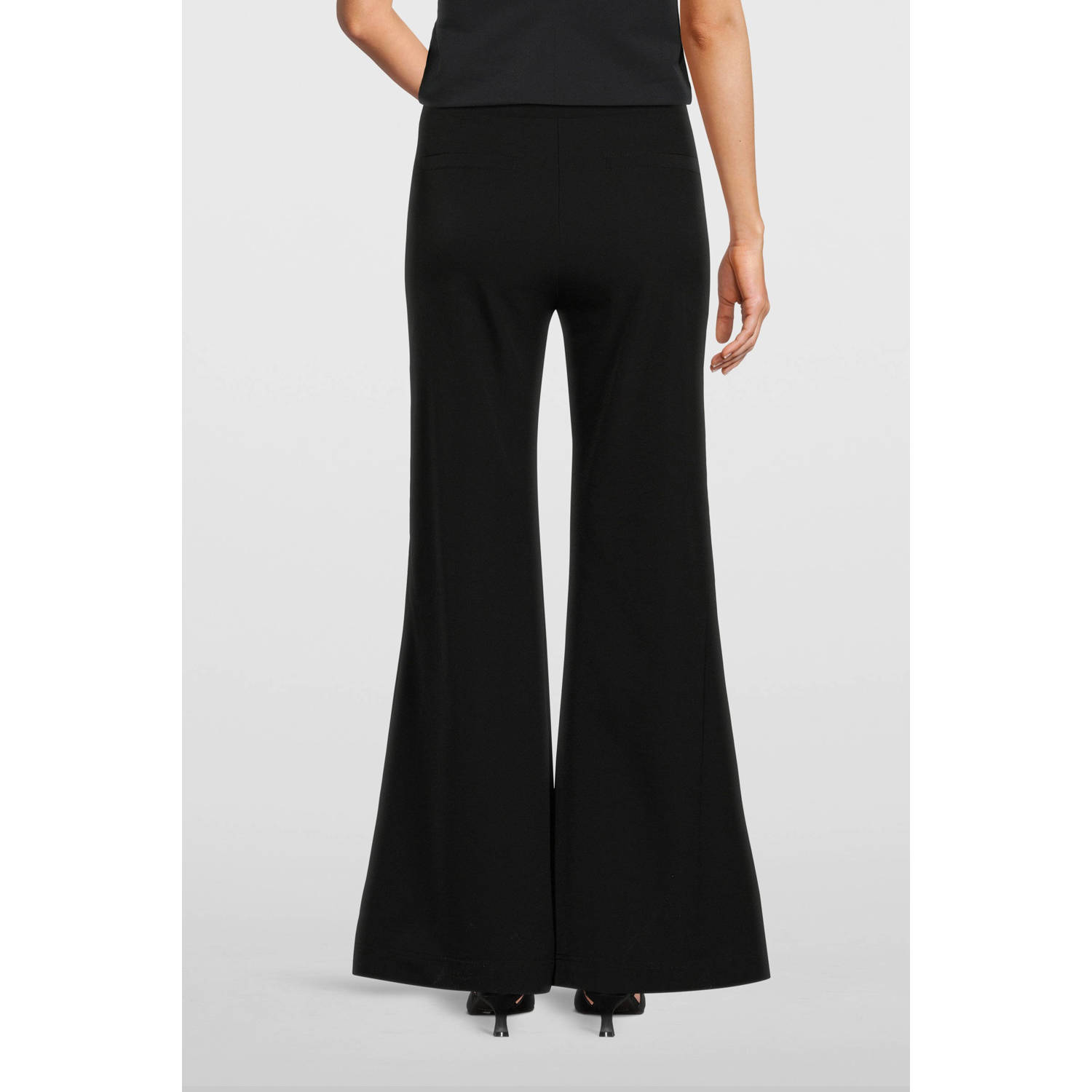 TQ-Amsterdam flared broek Victoria van travelstof zwart