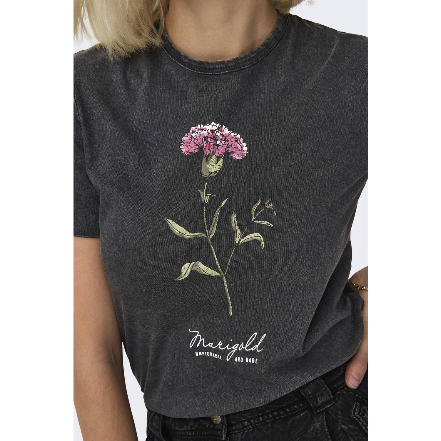 ONLY gebloemd T-shirt ONLLUCY grijs