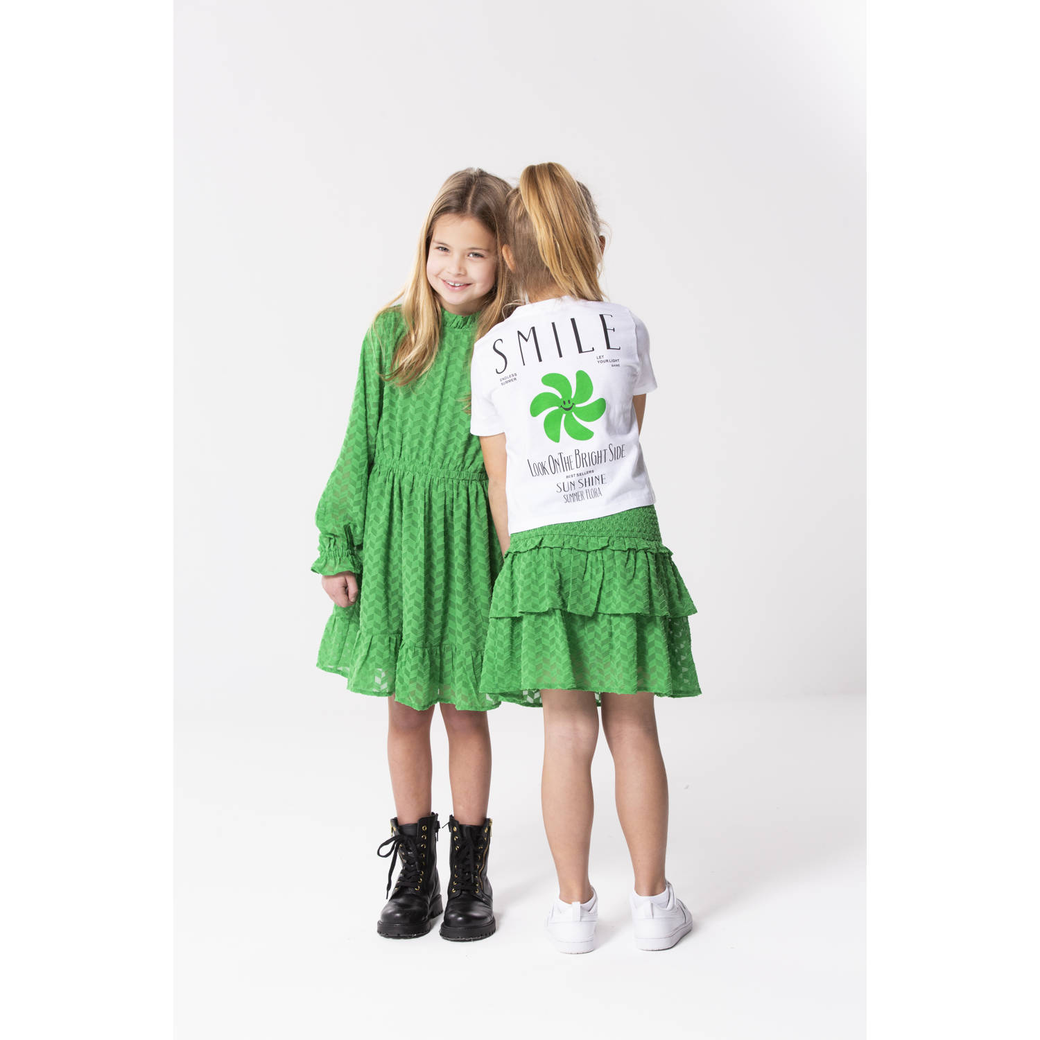 ONLY KIDS GIRL T-shirt KOGSUN met backprint wit zwart groen