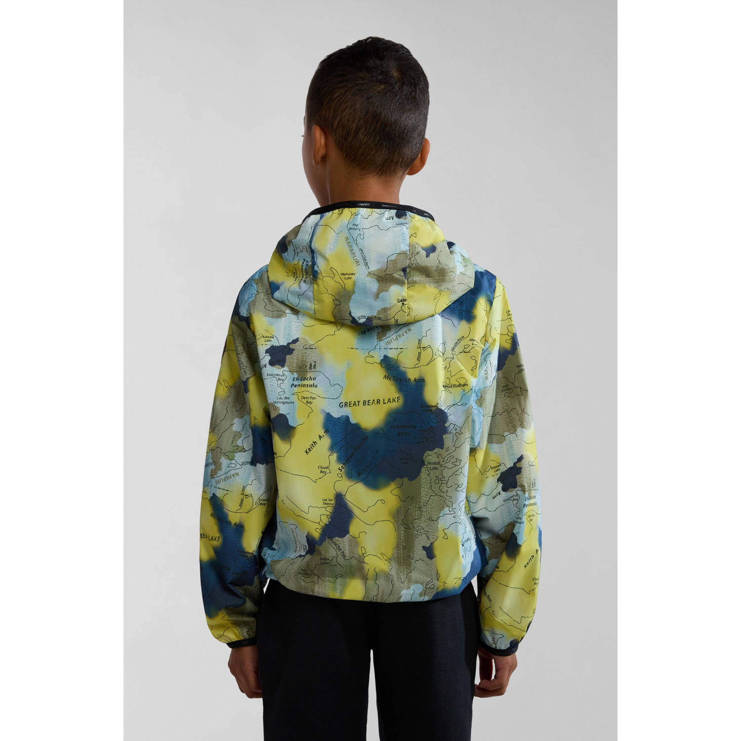 Napapijri zomerjas met camouflageprint donkerblauw geel groen