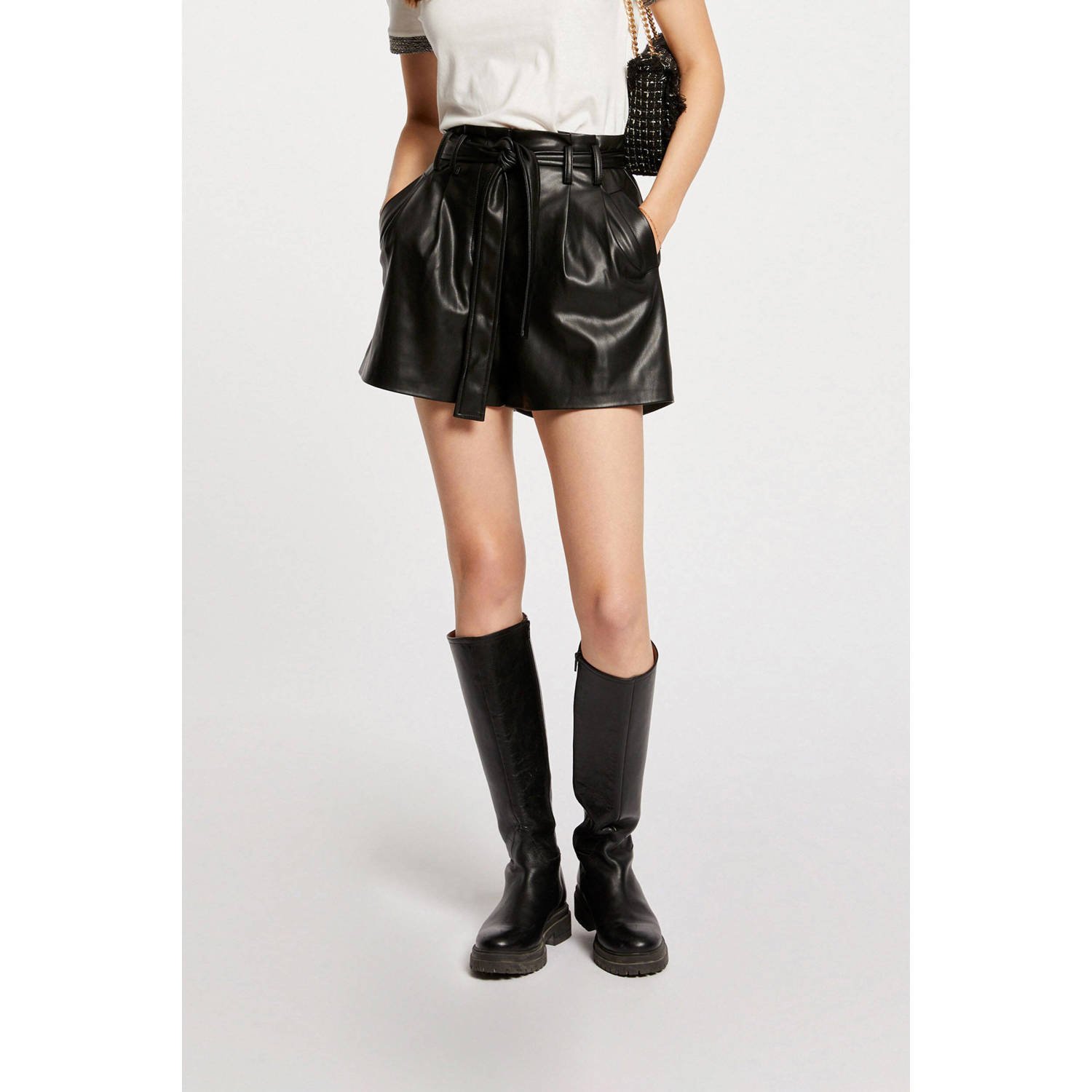 Morgan imitatieleren high waist loose fit short zwart