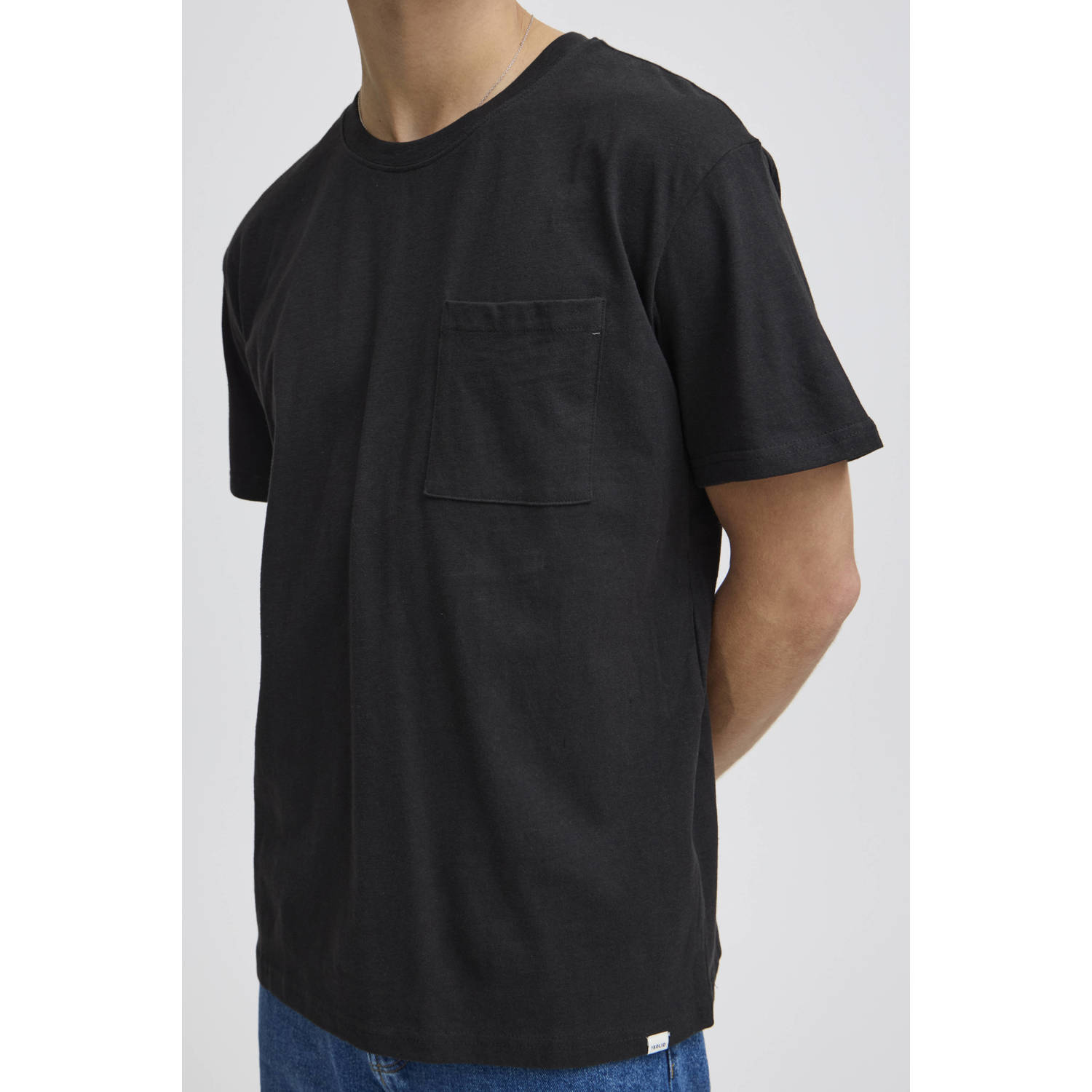 Solid T-shirt zwart