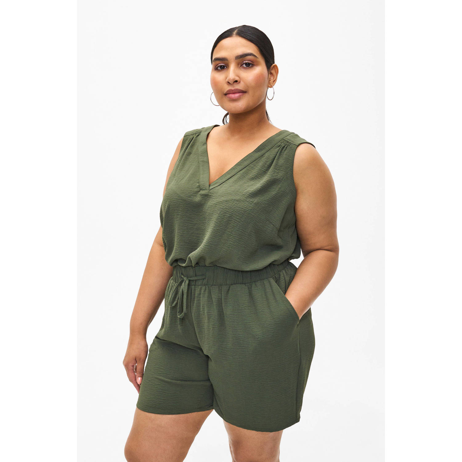Zizzi loose fit short olijfgroen