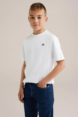 T-shirt wit
