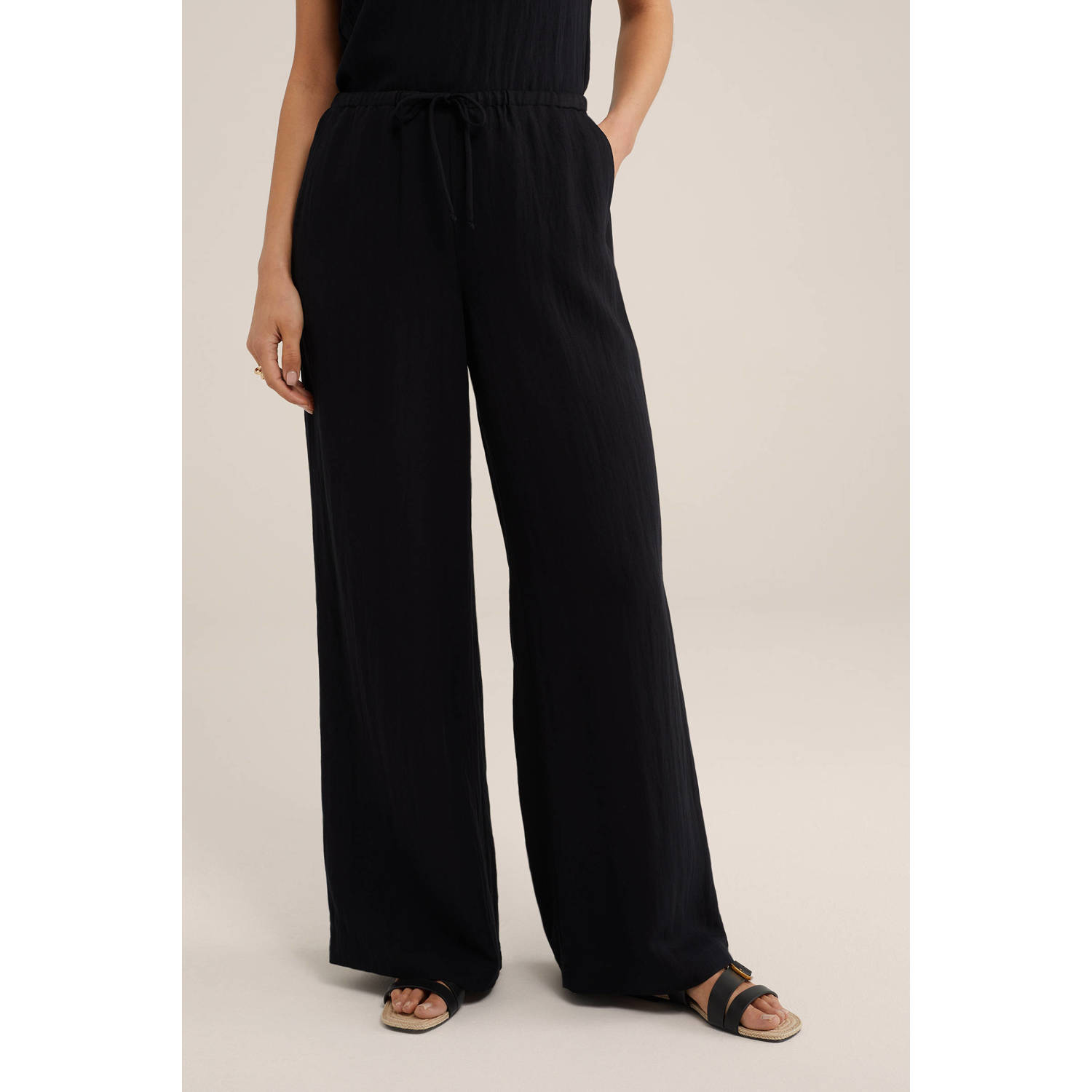 WE Fashion loose fit broek zwart