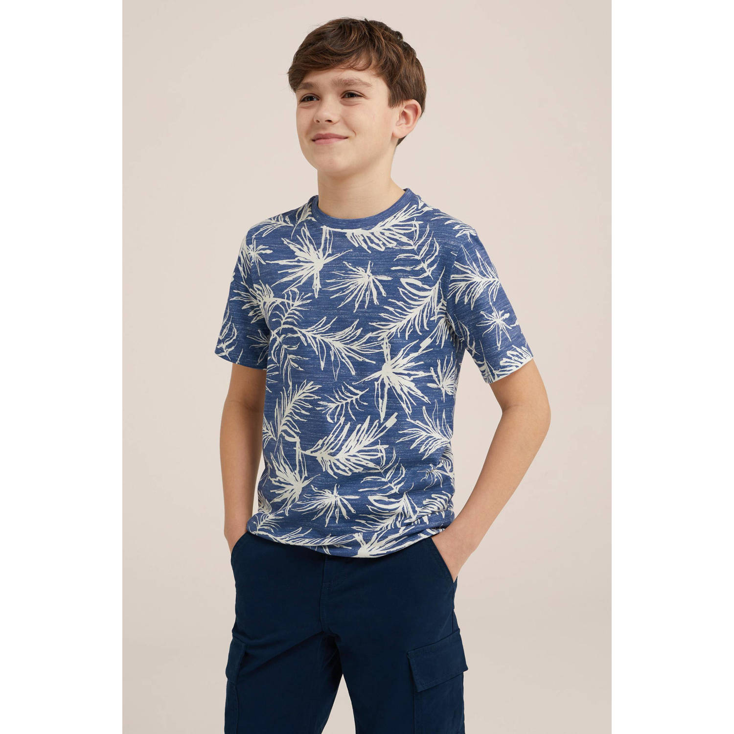 WE Fashion T-shirt met bladprint blauw