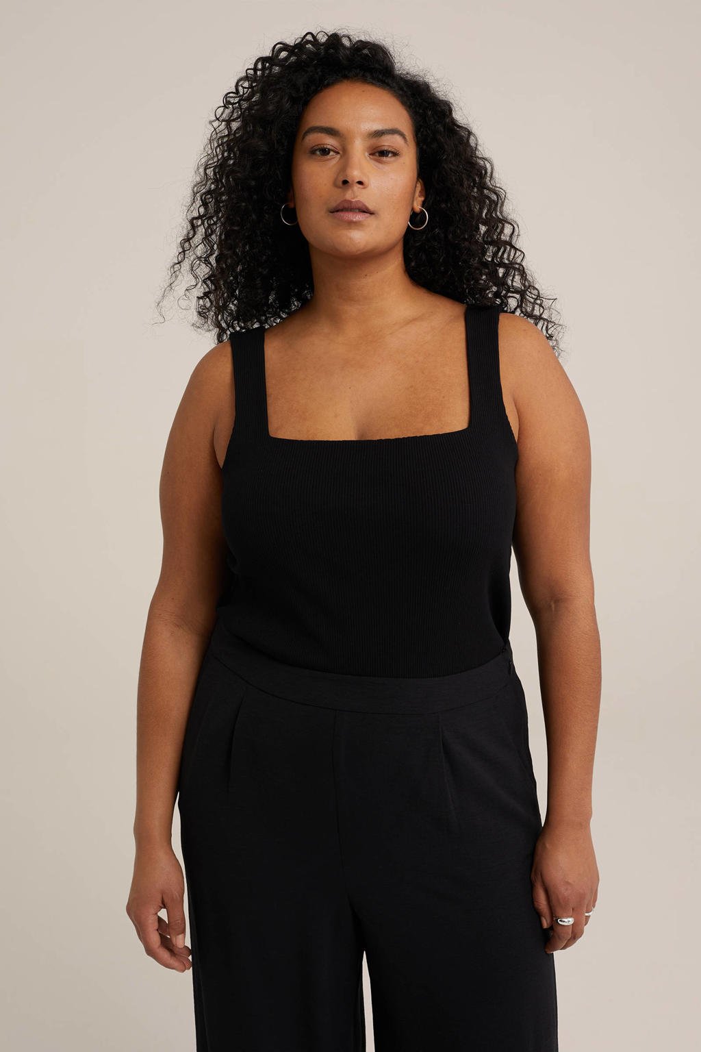 Zwarte dames WE Fashion Curve ribgebreide singlet van viscose met effen en vierkante hals