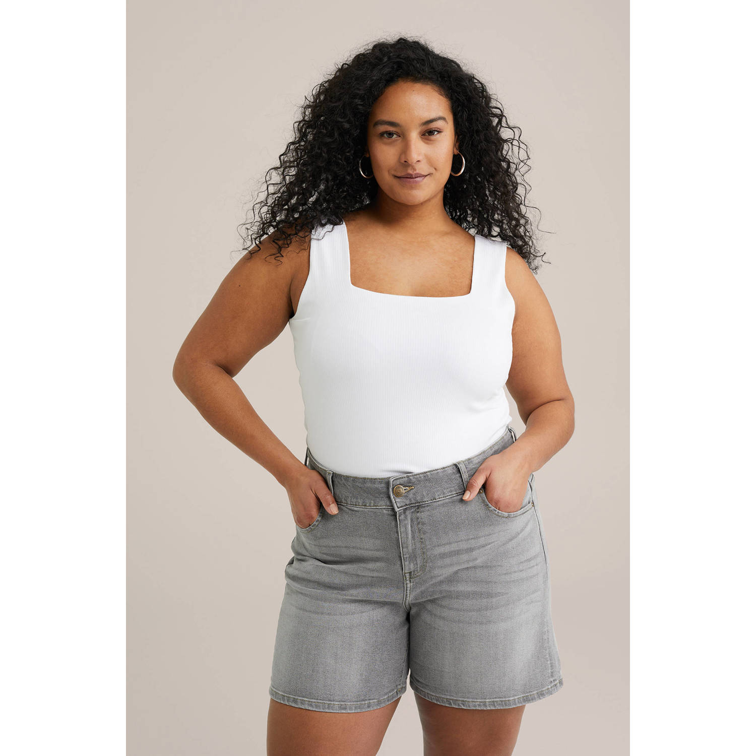 WE Fashion Curve ribgebreide singlet wit