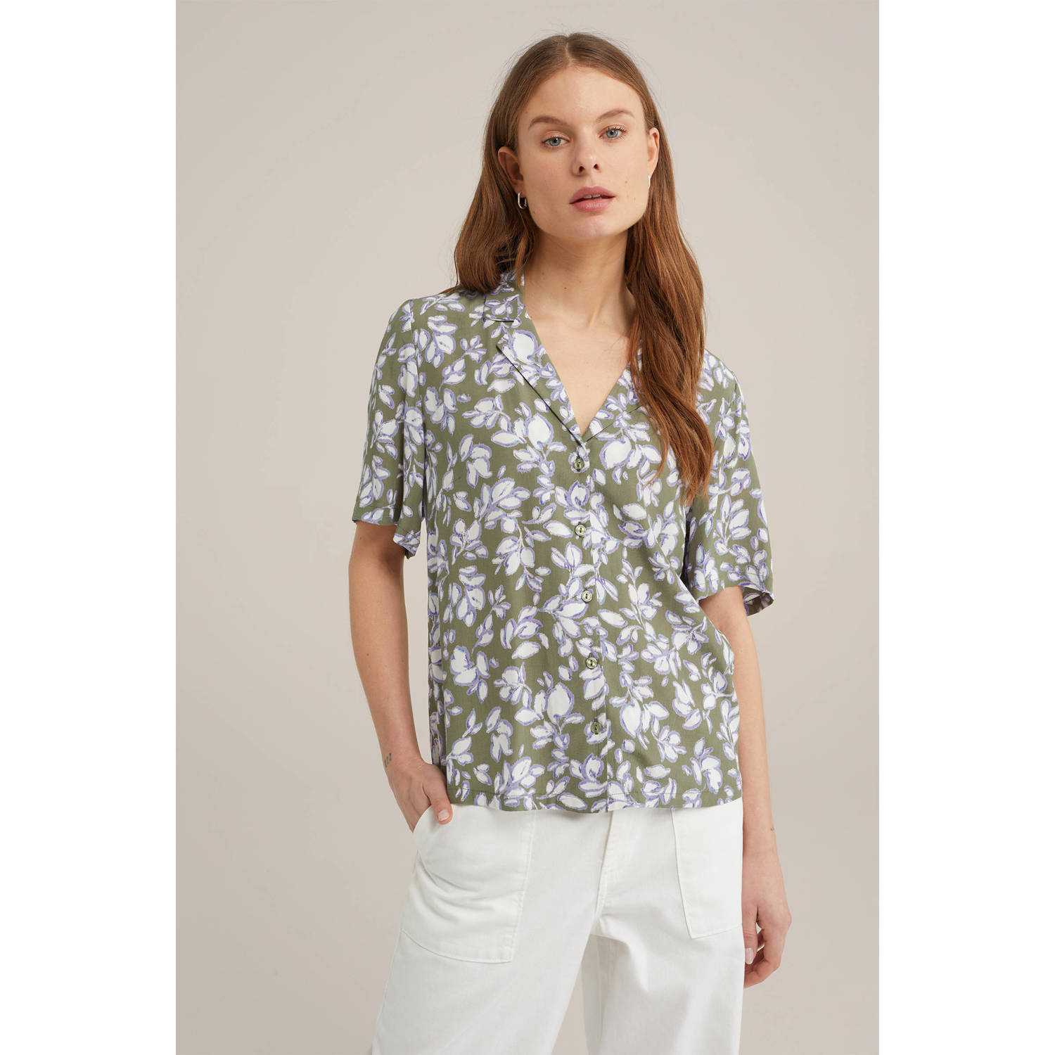 WE Fashion blouse met all over print olijfgroen