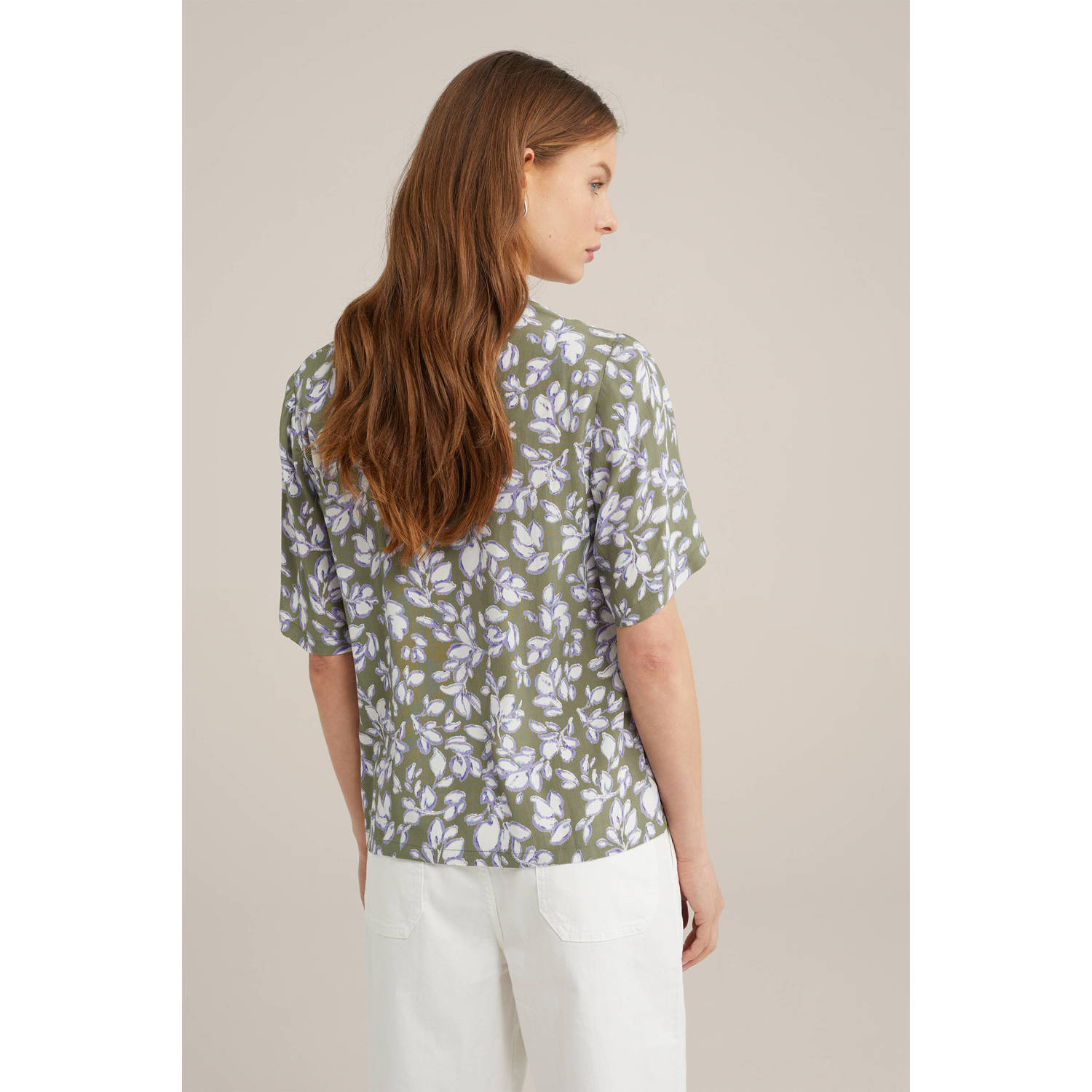 WE Fashion blouse met all over print olijfgroen