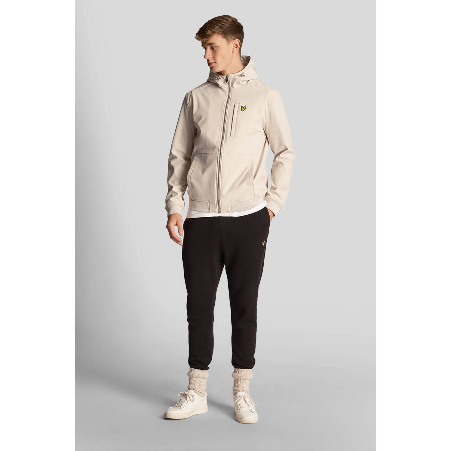 Lyle & Scott softshell zomerjas met logo beige