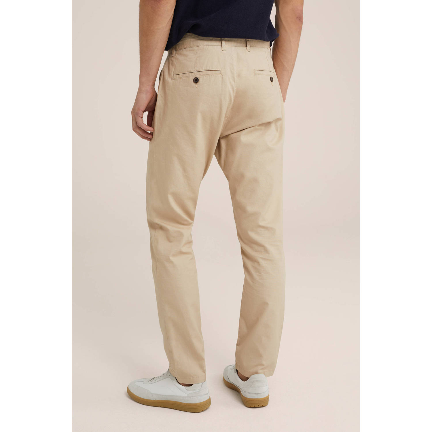 WE Fashion tapered fit chino sesame