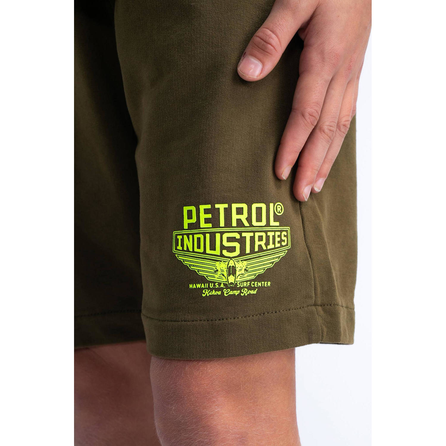 Petrol Industries sweatshort mosgroen limegroen