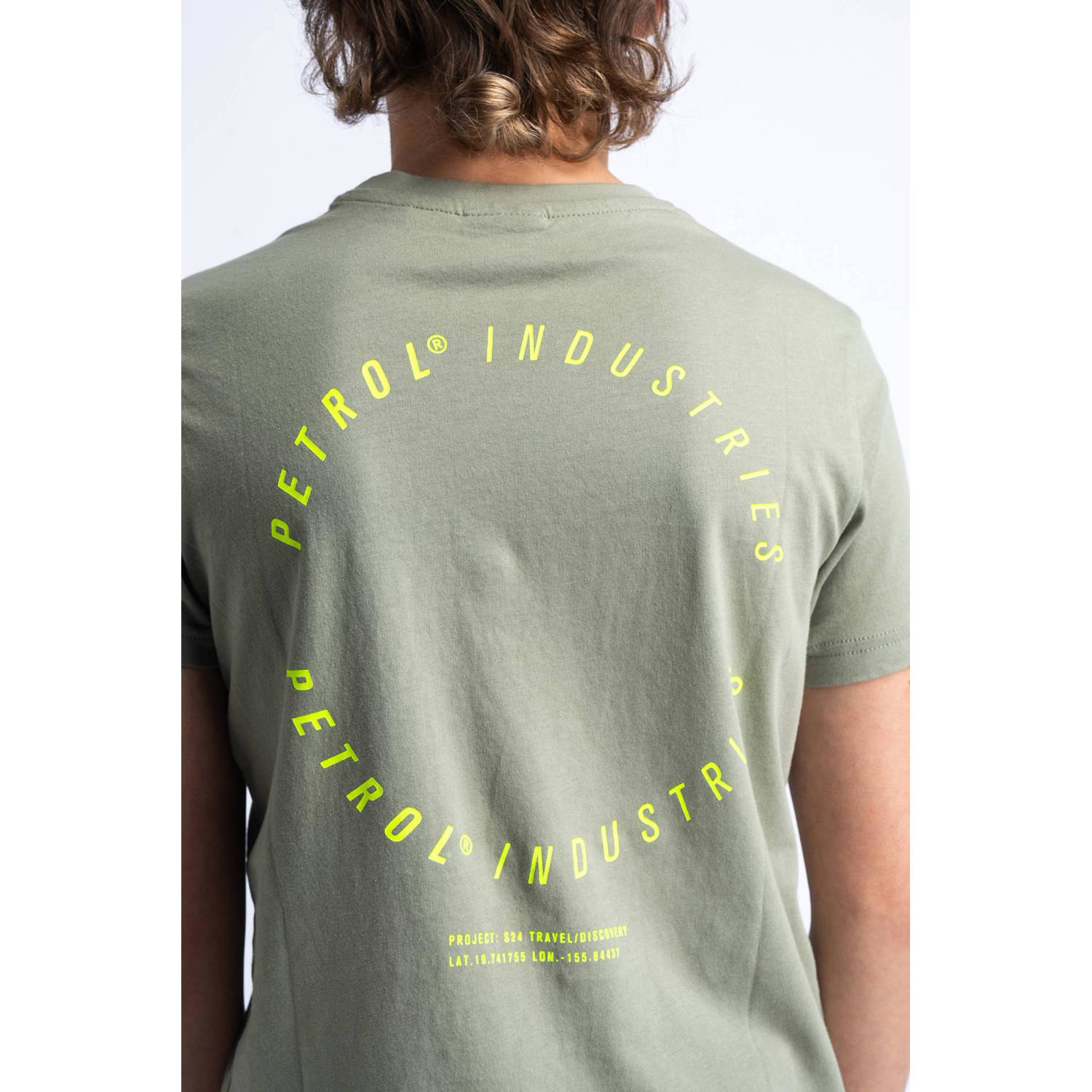 Petrol Industries T-shirt met backprint kaki