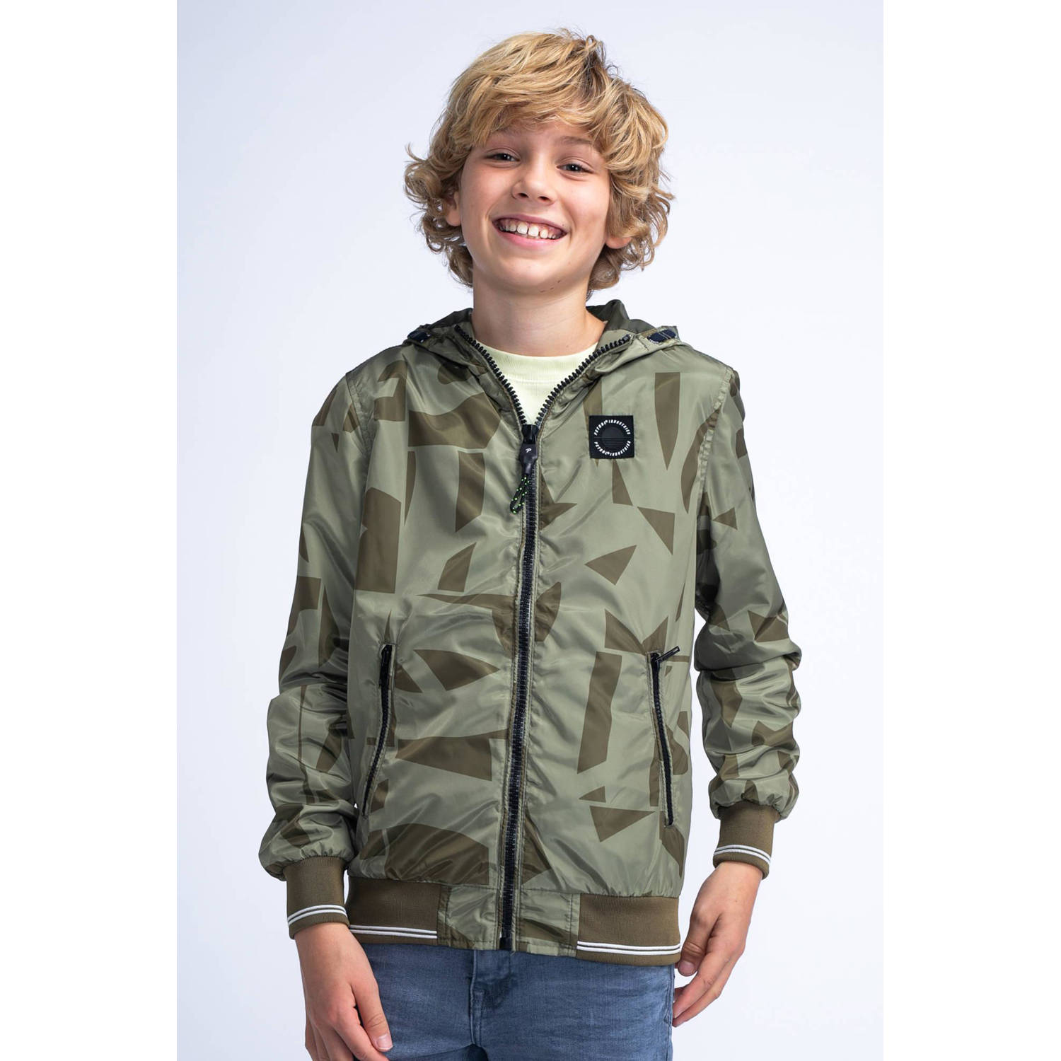 Petrol Industries zomerjas met camouflageprint groen