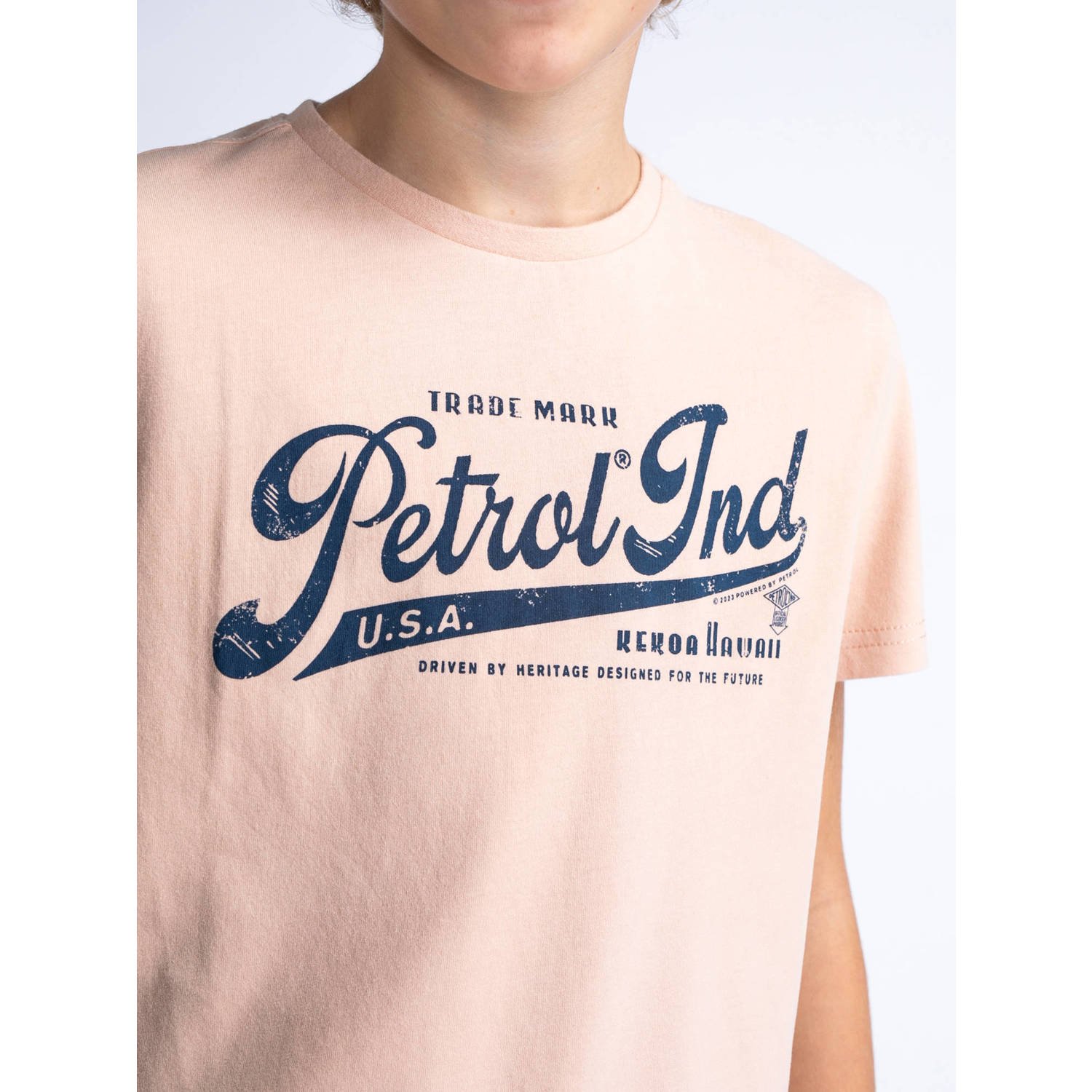 Petrol Industries T-shirt met logo peach