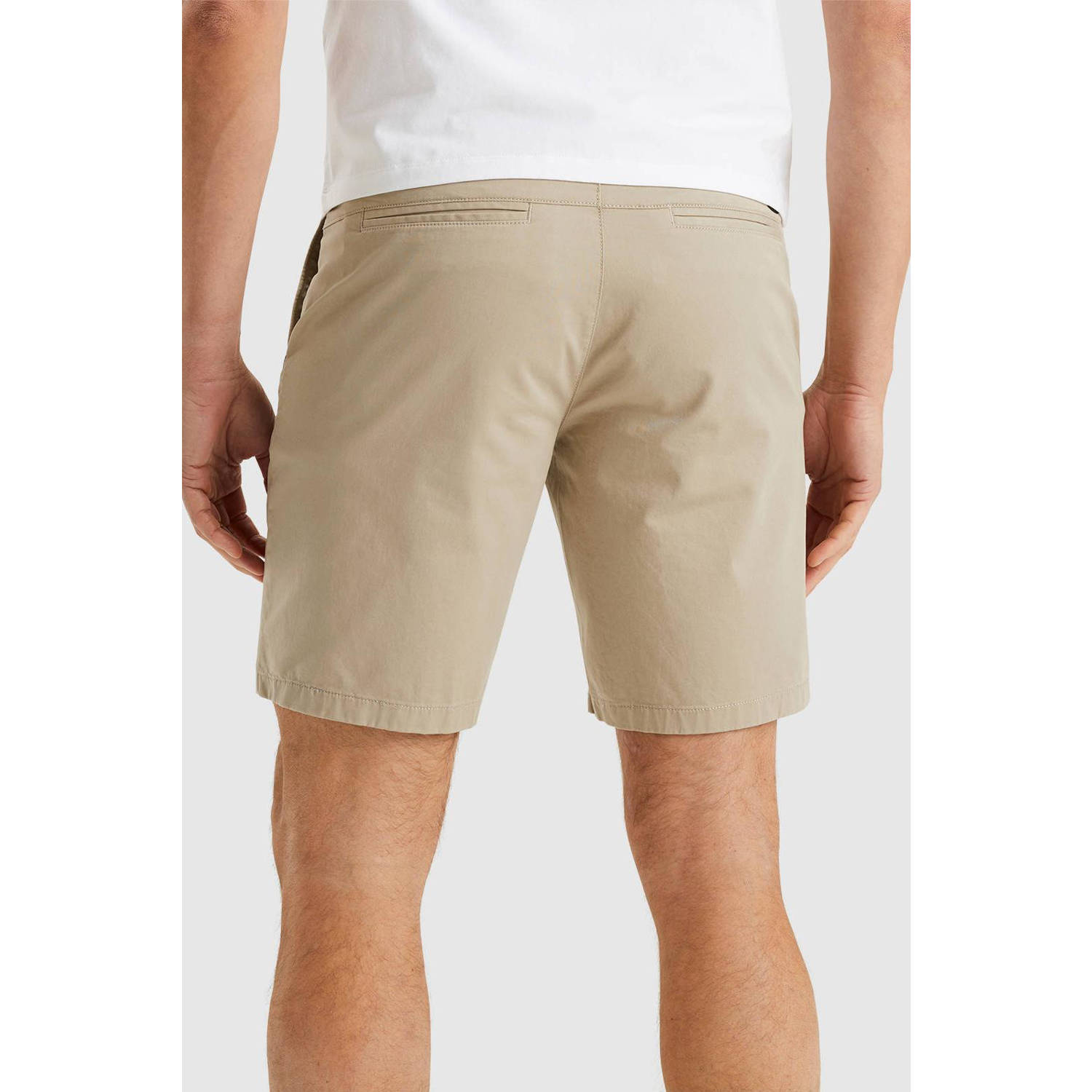 Vanguard regular fit short V65 beige