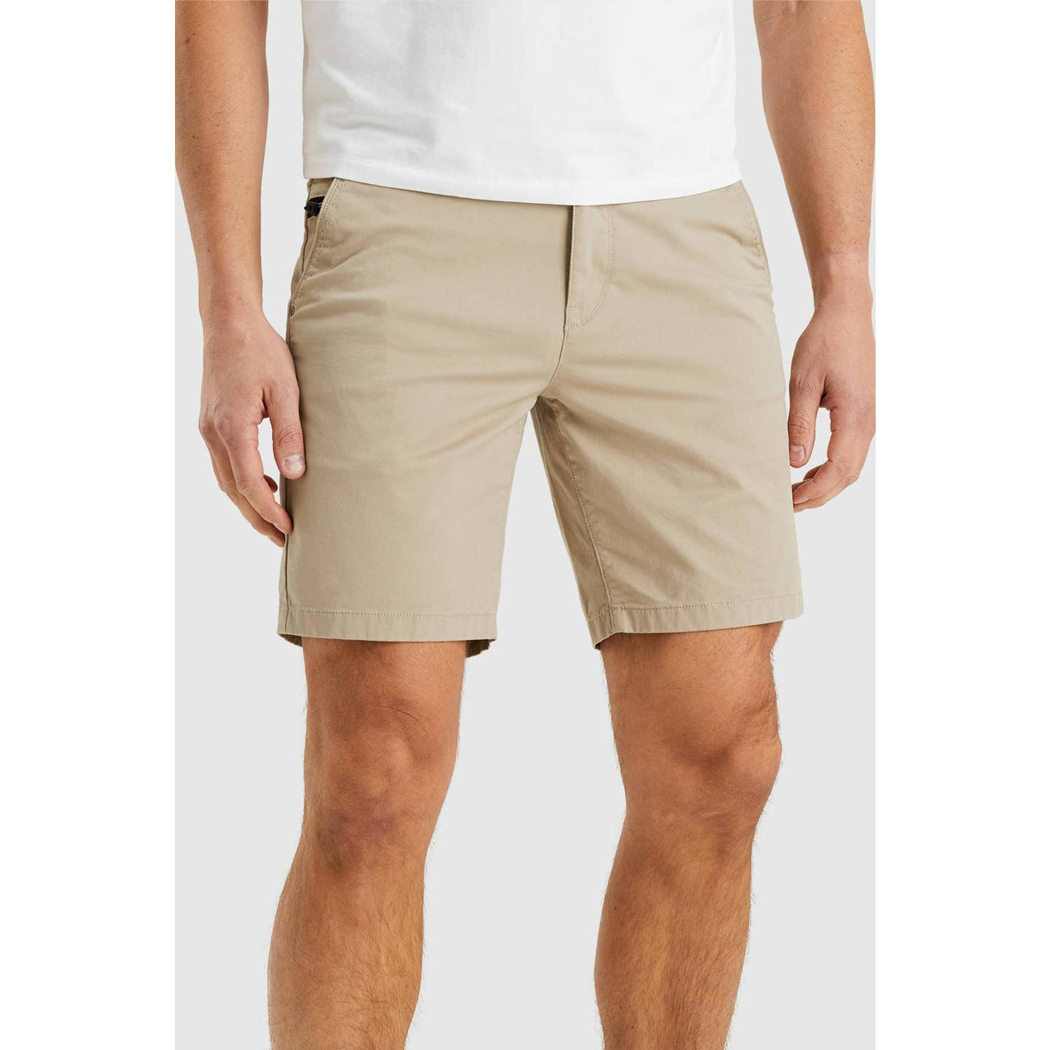 Vanguard regular fit short V65 beige