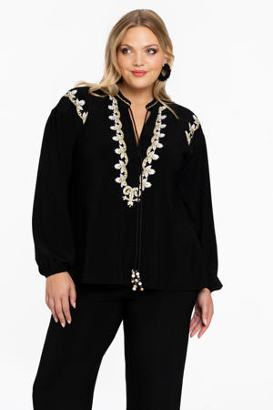 blousetop met borduursels nee