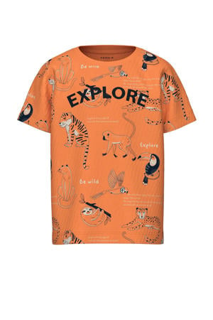 T-shirt NMMDENNIS met all over print oranje/zwart