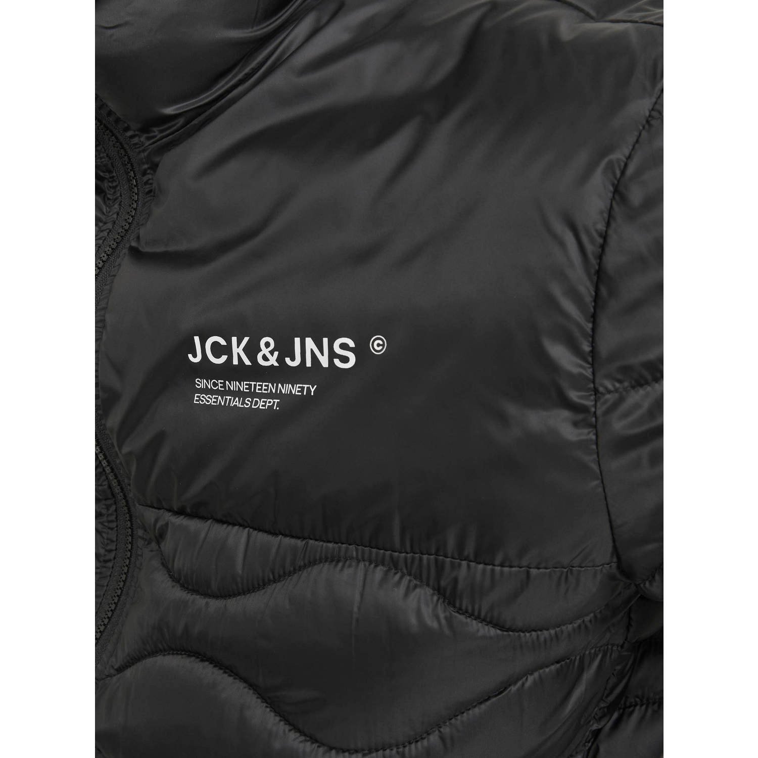 JACK & JONES ESSENTIALS gewatteerde jas JJENOAH met logo zwart