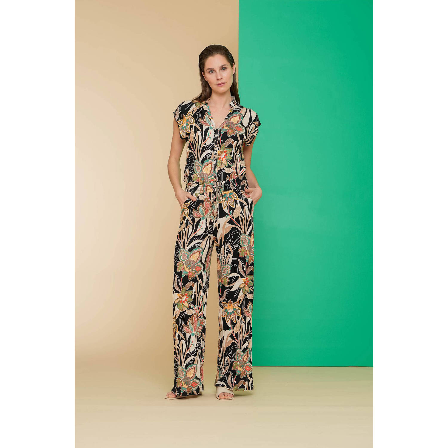 Geisha jumpsuit met all over print