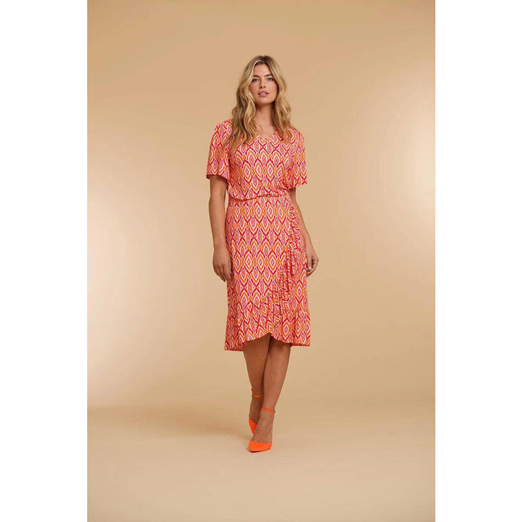 Oranje, fuchsia en ecru dames Geisha T-shirt van viscose met korte mouwen en V-hals