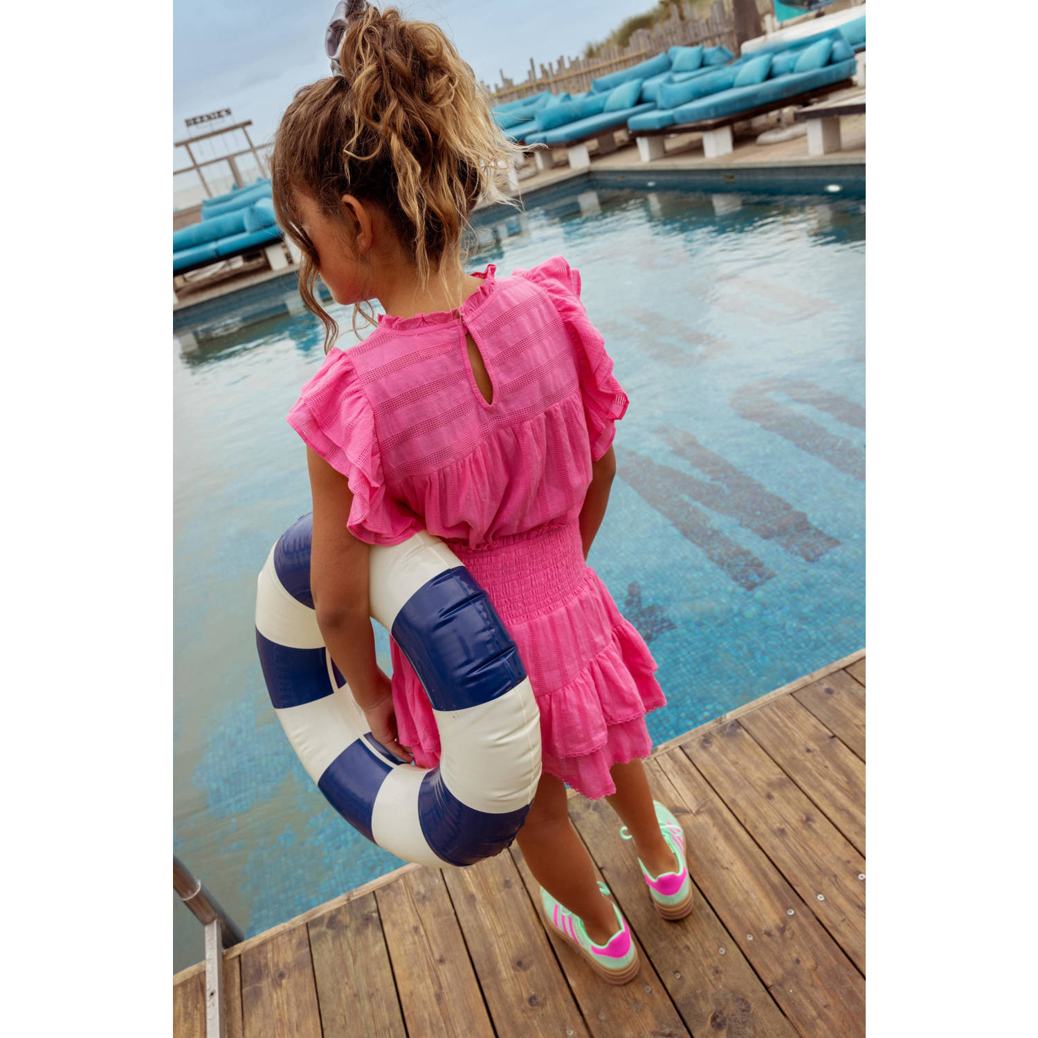AI&KO top roze