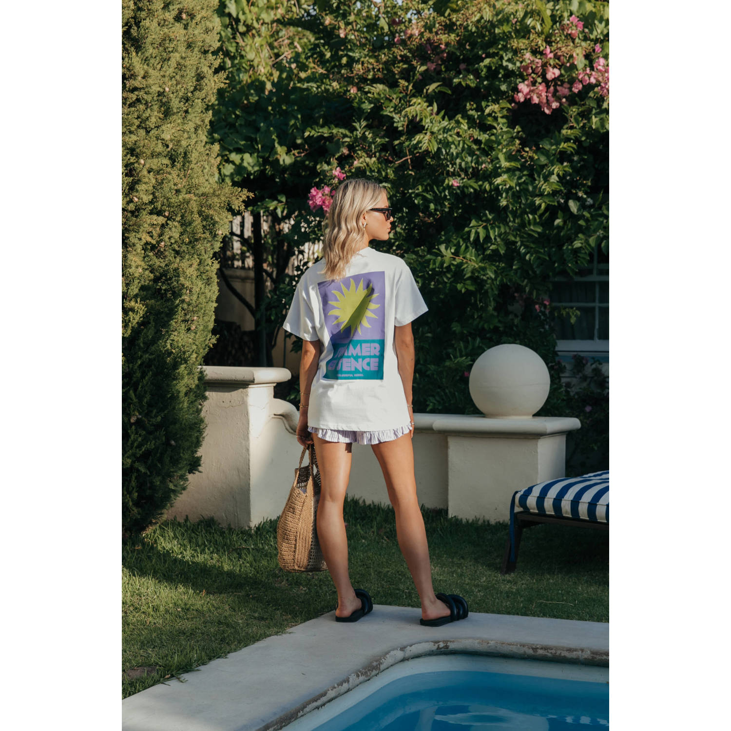 Colourful Rebel T-shirt Summer Essence met backprint wit lila