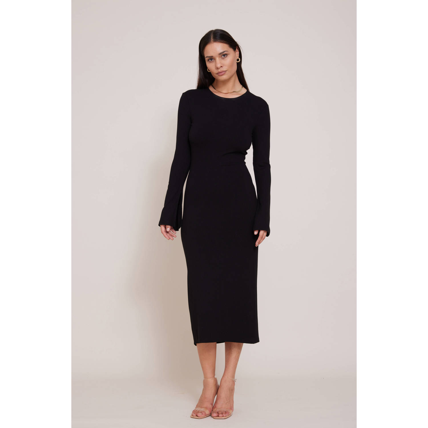 Bruuns Bazaar Gebreide jurk met flare mouwen en ruguitsparingen Black Dames