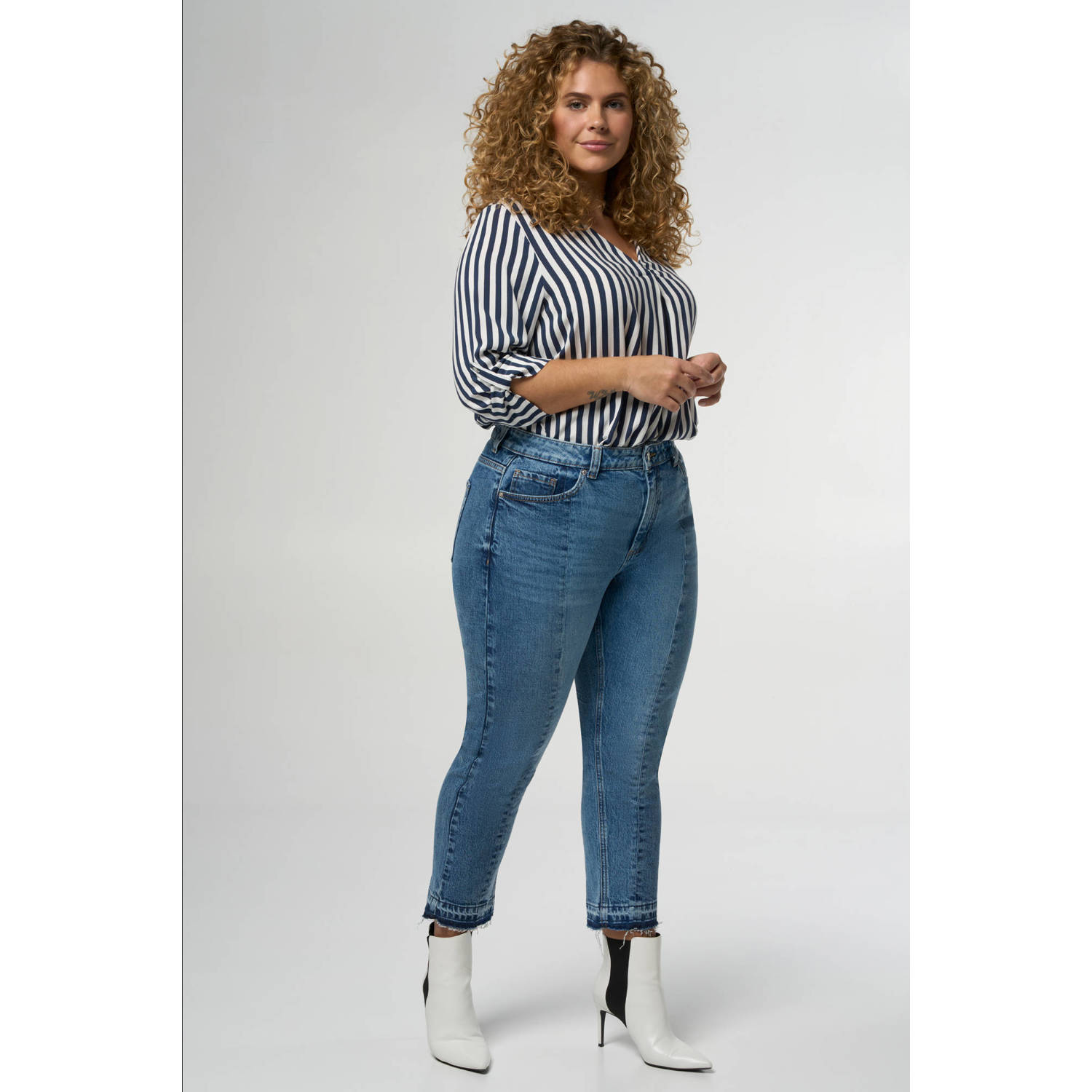 MS Mode cropped straight jeans medium blue denim