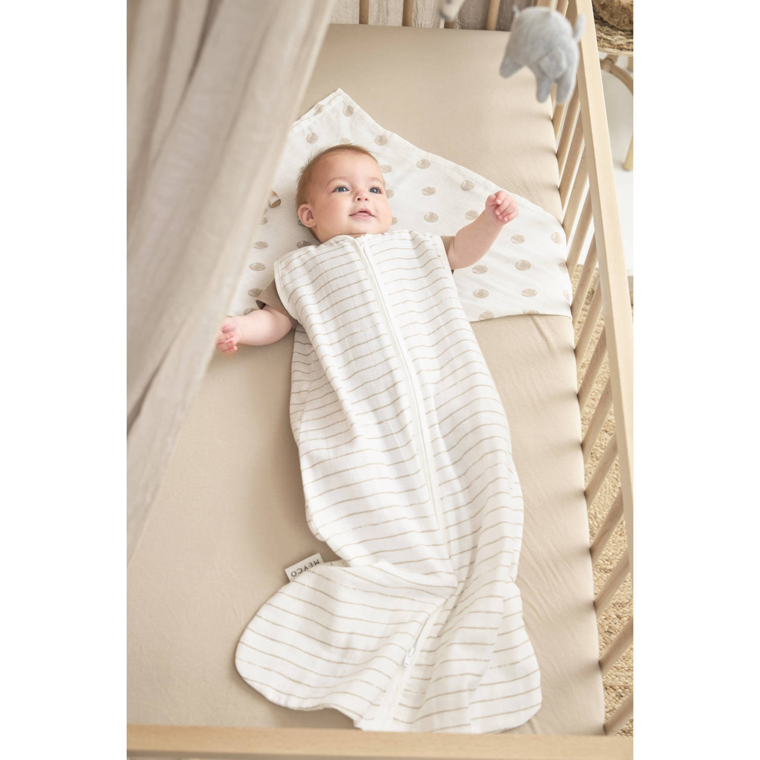 Meyco hydrofiele baby zomerslaapzak Stripe sand