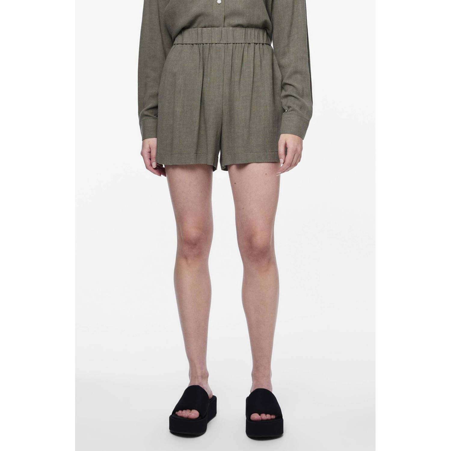 PIECES high waist straight fit short groen