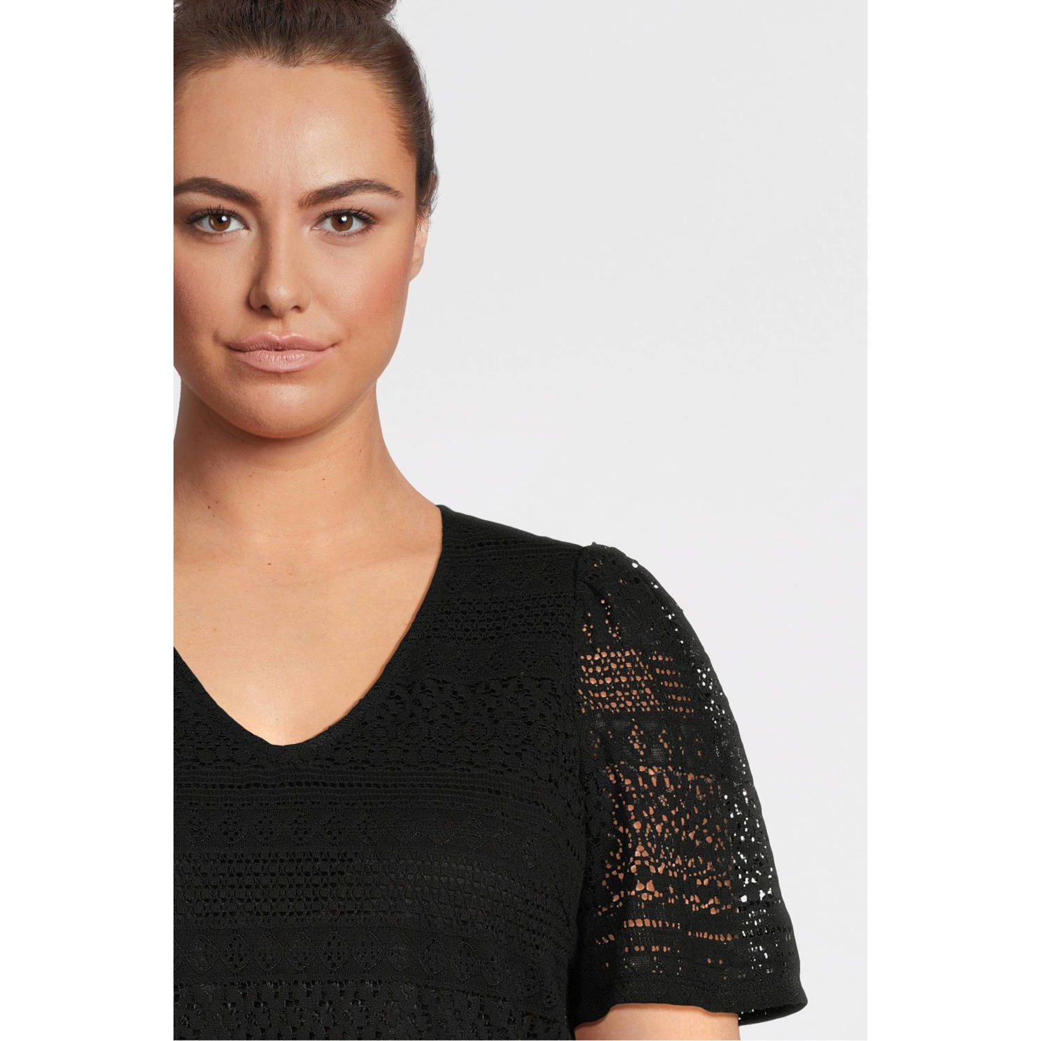 VERO MODA CURVE top broderie zwart