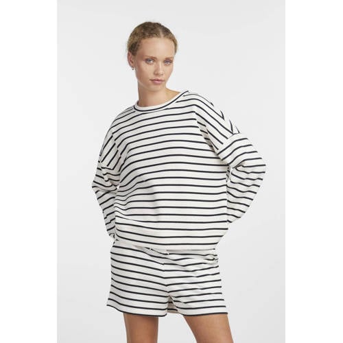 PIECES loungeshort PCCHILLI wit/zwart afbeelding