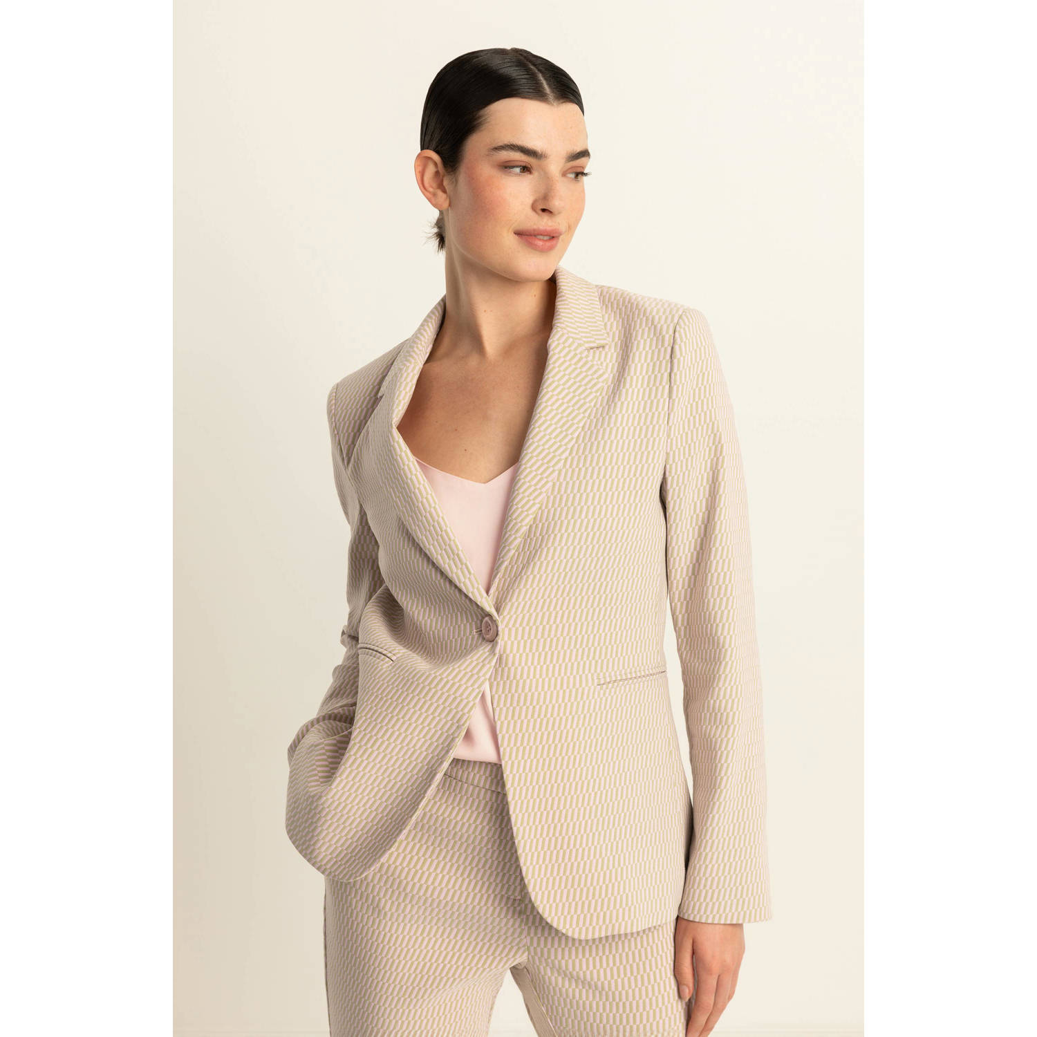 Expresso getailleerde blazer met all over print lichtroze groen