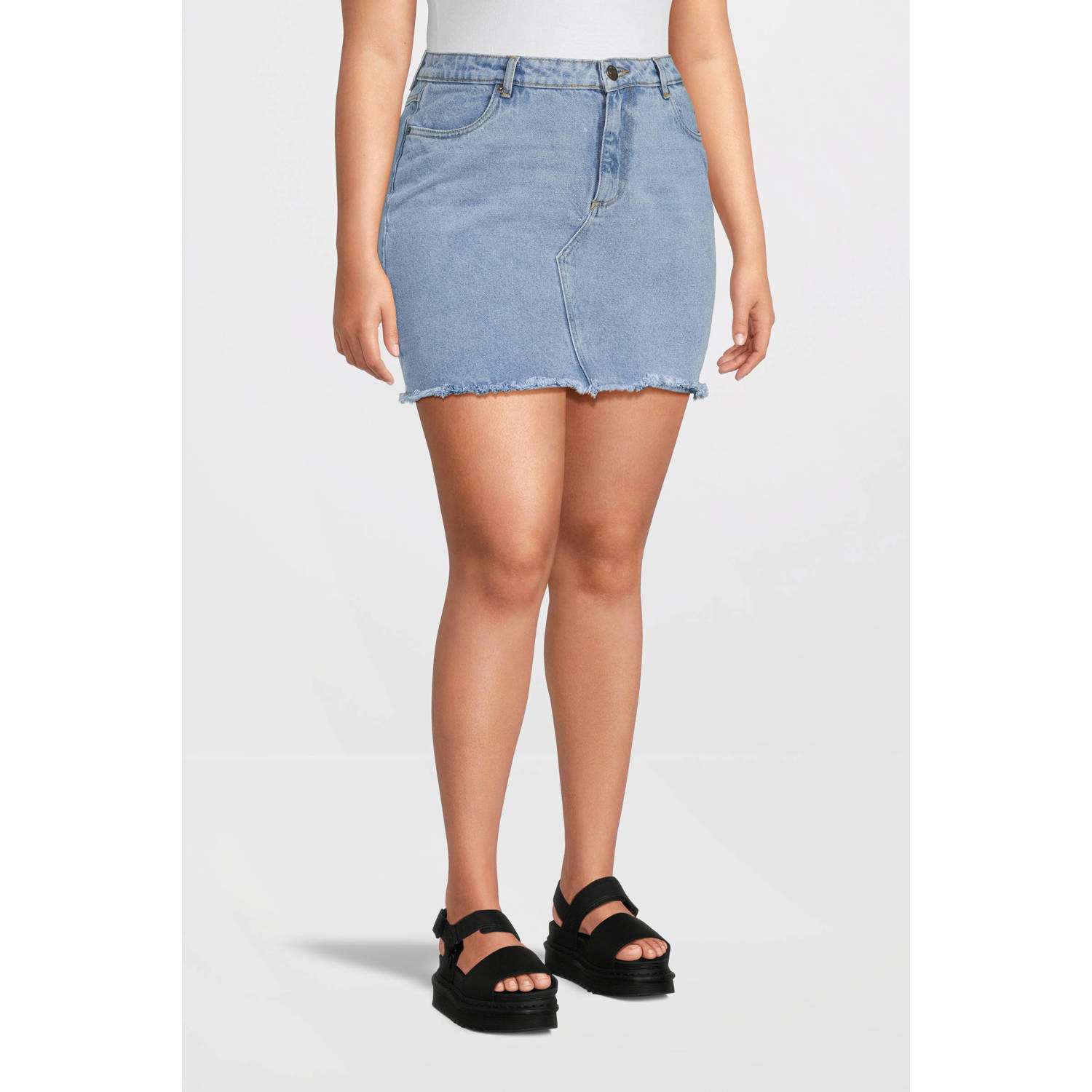 Urban Classics Curvy spijkerrok light blue denim