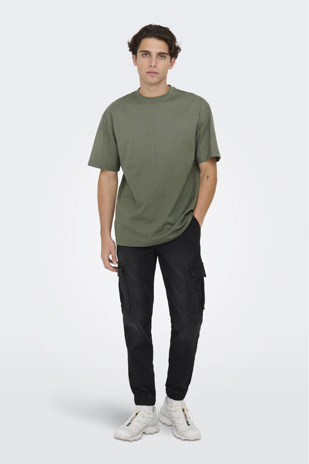 ONLY & SONS relaxed T-shirt donkergroen