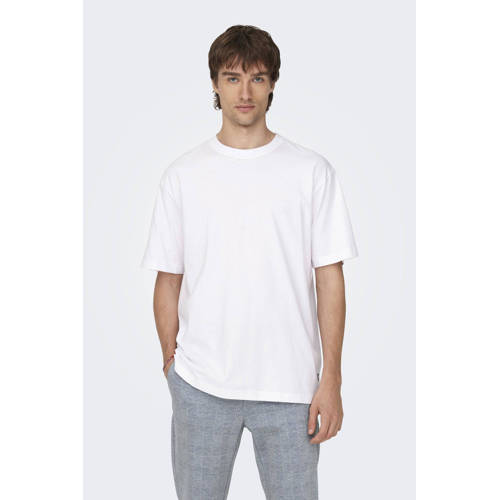 ONLY & SONS relaxed T-shirt wit afbeelding