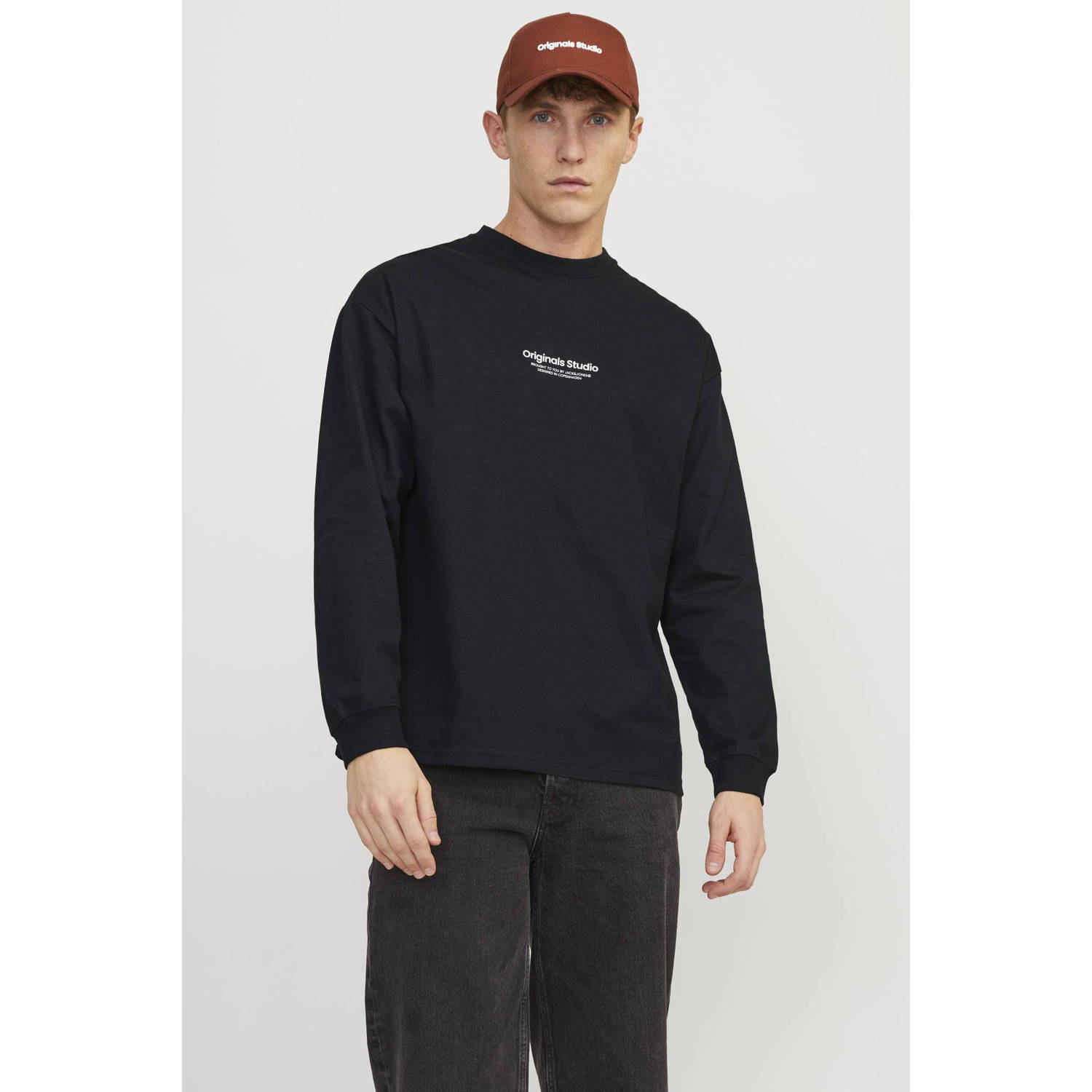 JACK & JONES ORIGINALS loose fit longsleeve JORVESTERBRO met printopdruk zwart