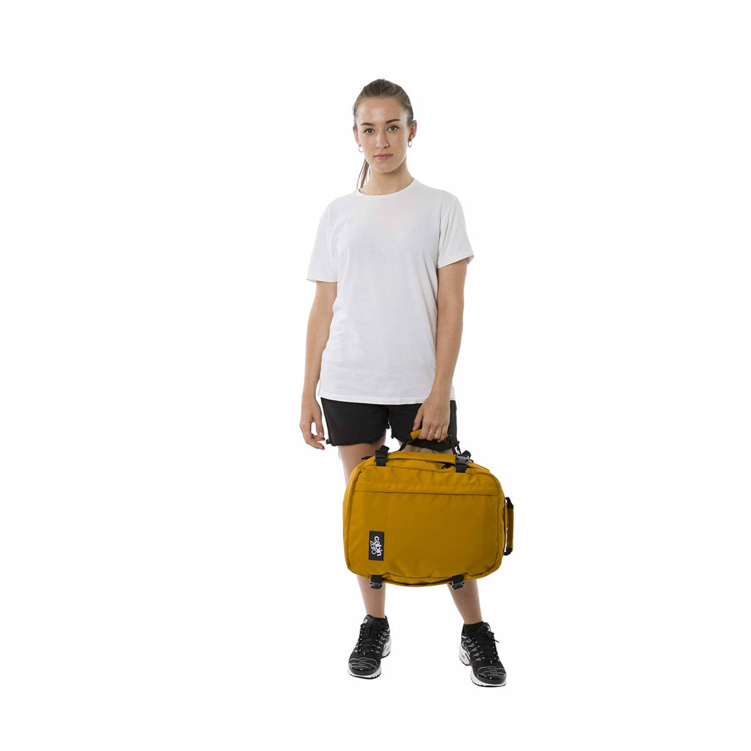 CabinZero rugzak Classic Ultra Light 28L oranje