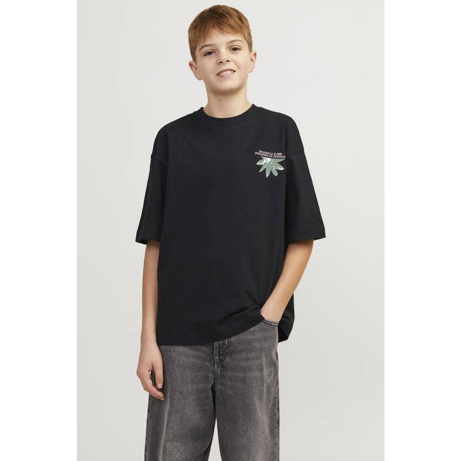 Jack & jones JUNIOR T-shirt JORTAMPA met backprint zwart Jongens Katoen Ronde hals 152