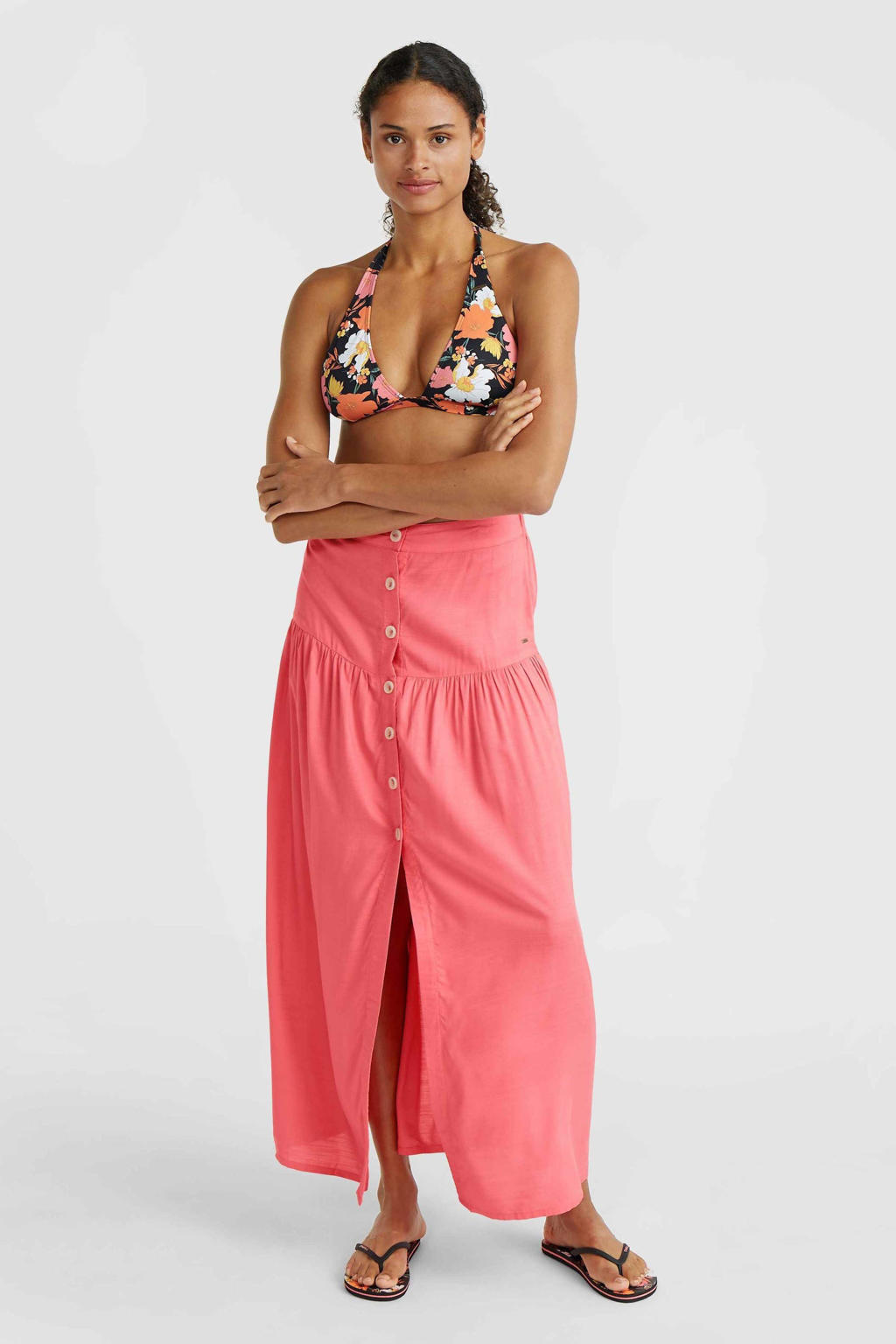 Roze dames O'Neill strandrok Alofa gemaakt van viscose en met knoopsluiting