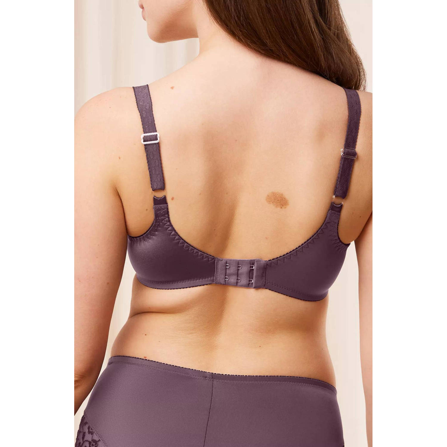 Triumph niet-voorgevormde minimizer Ladyform Soft aubergine